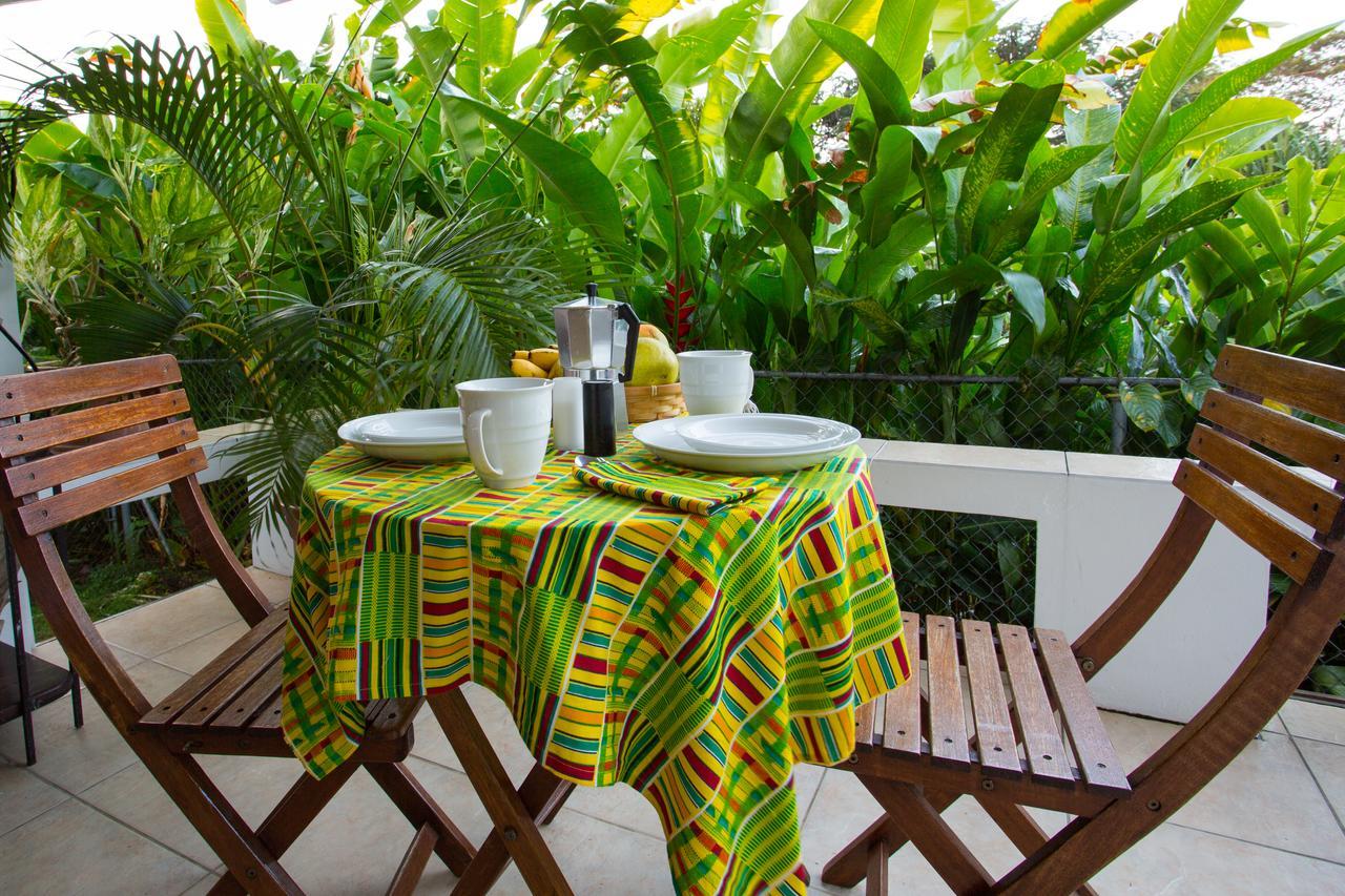 Smithy'S Eco-Apartment Morne Jaloux Ridge 外观 照片